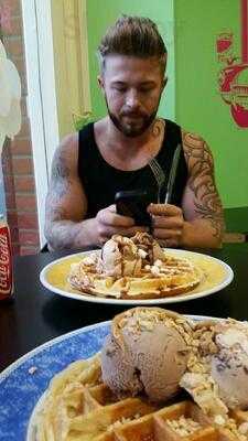 Sweet Scoops Ice Cream Parlour