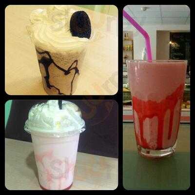 Sweet Scoops Ice Cream Parlour