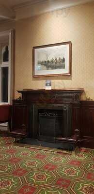 Cast Iron Bar & Grill