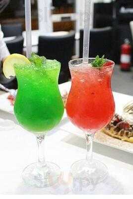 Cube - Dessert And Deli Bar