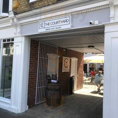 The Courtyard Bar Baddow Road