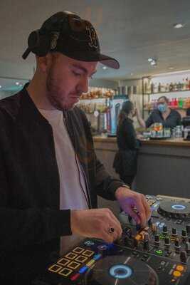 The Courtyard Bar Baddow Road