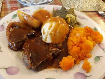 Lily's Farmhouse Kitchen & Carvery