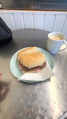 Crumbs Sandwich Shop