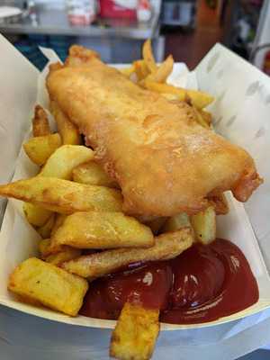 Fish Loves Chips Ainsdale