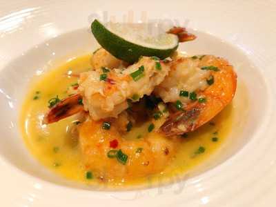 Mama's Cafe & Bistro