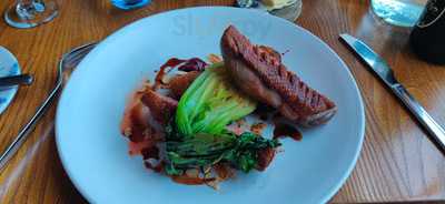 Mama's Cafe & Bistro