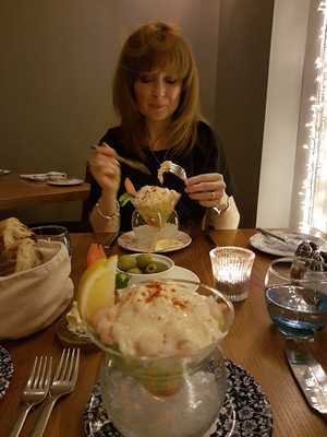 Mama's Cafe & Bistro