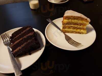 Gulliver's Fine Coffee & Cakes