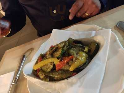 Kremos Restaurant And Pizzeria