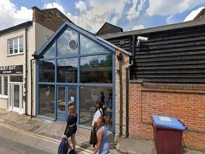 Kremos Restaurant And Pizzeria