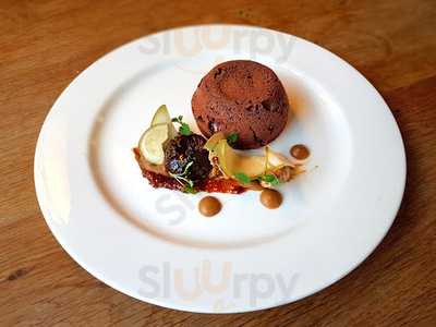 The Crown Steakhouse Bar