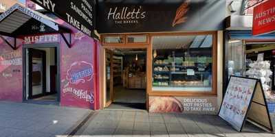 Hallets The Bakers