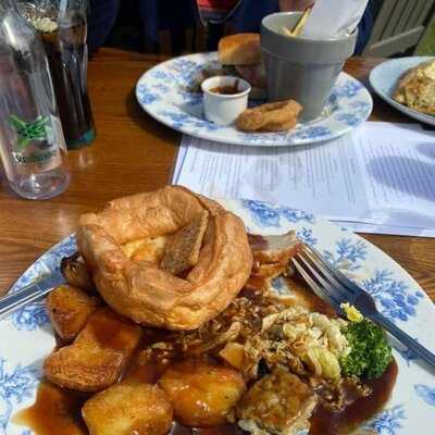 Horse And Groom Galleywood