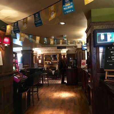 The Greyhound - J D Wetherspoon