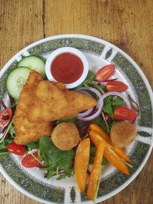 Munchies Cafe Bistro