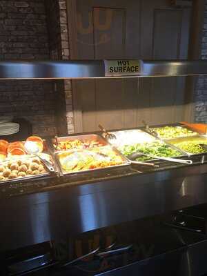 Courtyard Bistro And Bar At The Bellingham