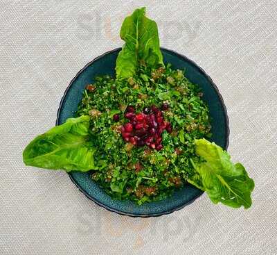 Lb's Lebanese Cuisine