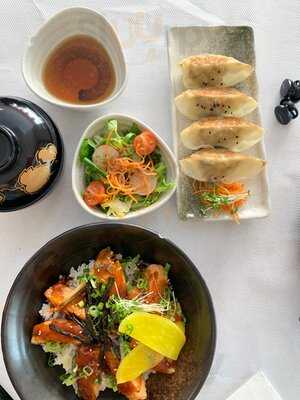 Hondo Sushi - Photo 7