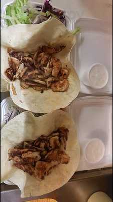 Charlie Raes Pizza Mia