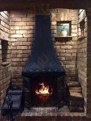 Queens Head Riverside