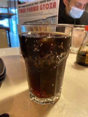 Yakii Sushi And Noodle Bar