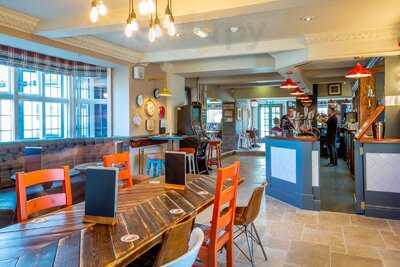 Harraby Pub & Kitchen