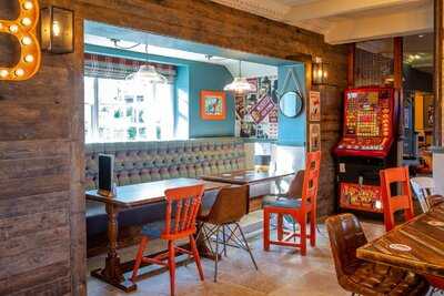 Harraby Pub & Kitchen