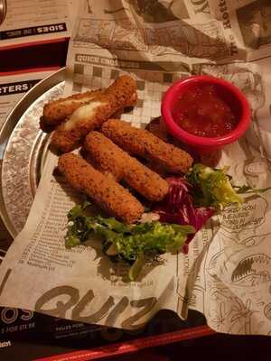 Dead Eye's Cocktail & Hot Dog Den