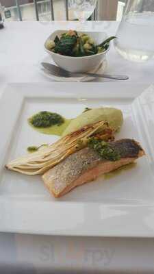 Cunarder & Conservatory Restaurant