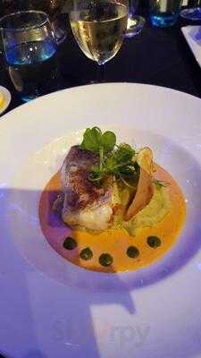 Cunarder & Conservatory Restaurant