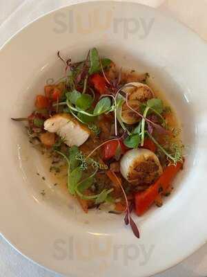 Cunarder & Conservatory Restaurant