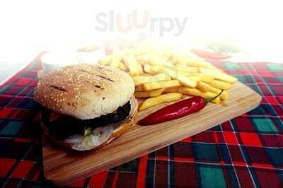 Figo's Charcoal Grill And Pizza Palace