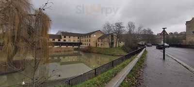 The Avon Parade Riverboat