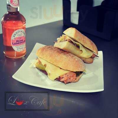 Lux Cafe