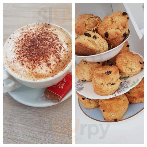 Bobbie's Seaside Cafe