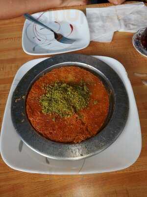 Efes Kebab & Pizza House