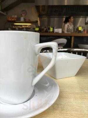 Nosh Sandwich And Coffee Bar