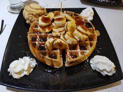 Delicious Dessert Lounge