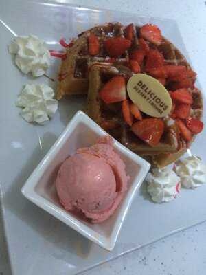 Delicious Dessert Lounge