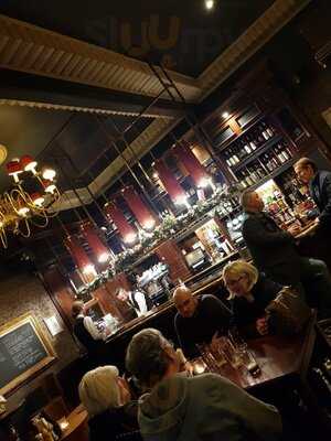 The Waiting Room Bar & Lounge