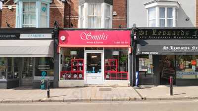 Smith's