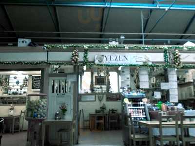 Yezen Cafe
