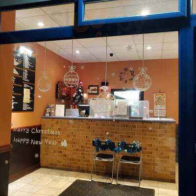 Lee's Chinese Takeaway