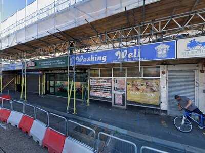 Blue Chariot Bar & Restaurant