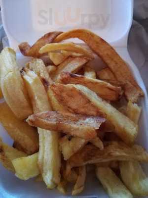 Renucci's Fish Chips & Pizzaria