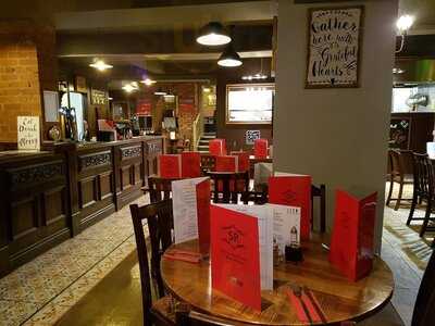 The Scarlet Red Alehouse & Kitchen