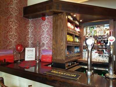 The Scarlet Red Alehouse & Kitchen