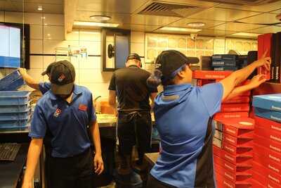 Domino's Pizza - London - Cranford