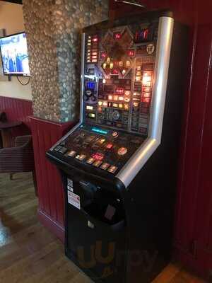 Pier Hotel Restaurant